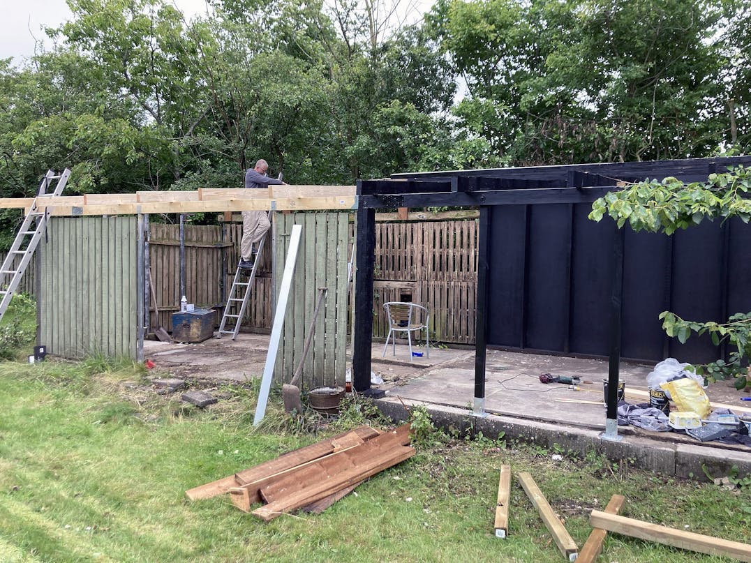 Fra gammelt skur til overdækket oase Fra gammelt skur til overdækket oase